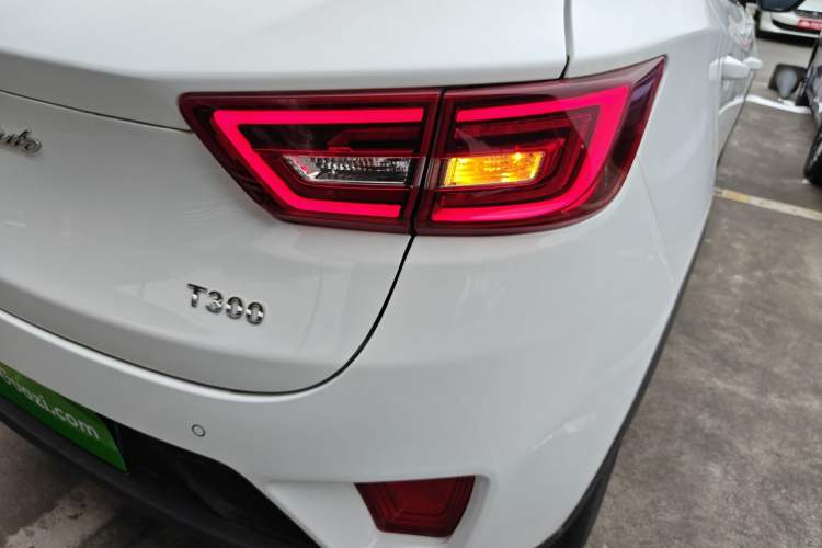 Used Zotye T300 2023 T300L 1.5L Manual Standard Edition