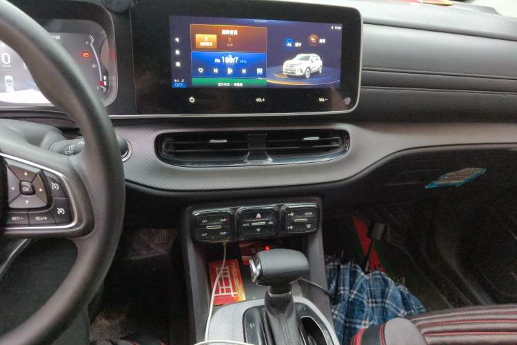 Used GAC Trumpchi GS3 2021 POWER 270T Automatic Luxury Edition Audio And AC Panel