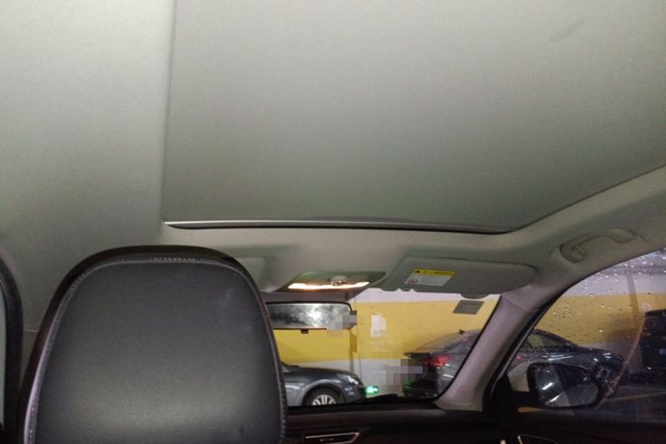 Used Roewe RX3 2020 1.6L Manual 4G Connect Ultra-Fresh Flagship Edition
