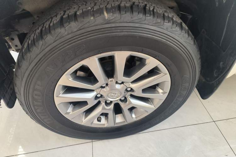 Used Toyota Prado 2018 3.5L Automatic TX-L with Rear-Mounted Spare Tire