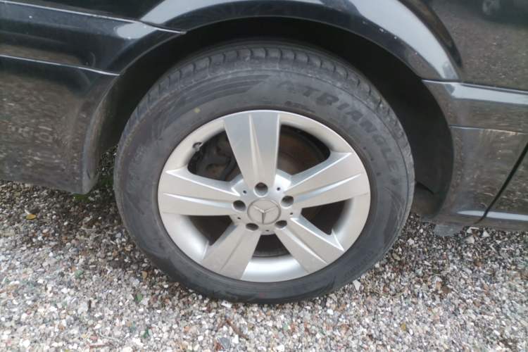 Used Mercedes-Benz Viano 2013 3.0L Comfort Edition