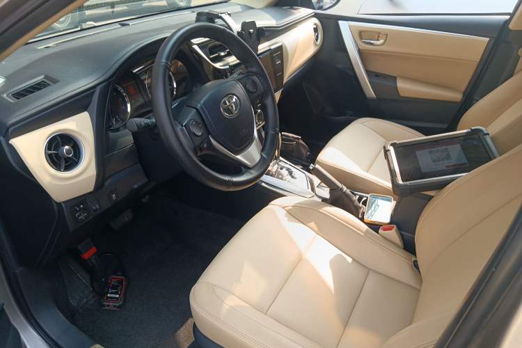 Used Toyota Corolla 2017 Revised Version 1.2T S-CVT GL-i Left Front Seat