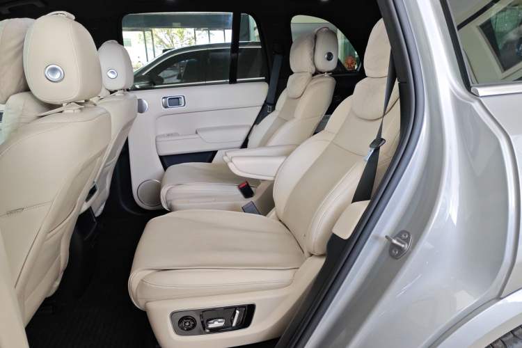 Used Li Auto L8 2023 Pro Model