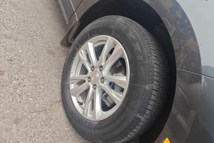 Used Chevrolet Equinox 2019 535T Automatic YuJie Edition China VI
