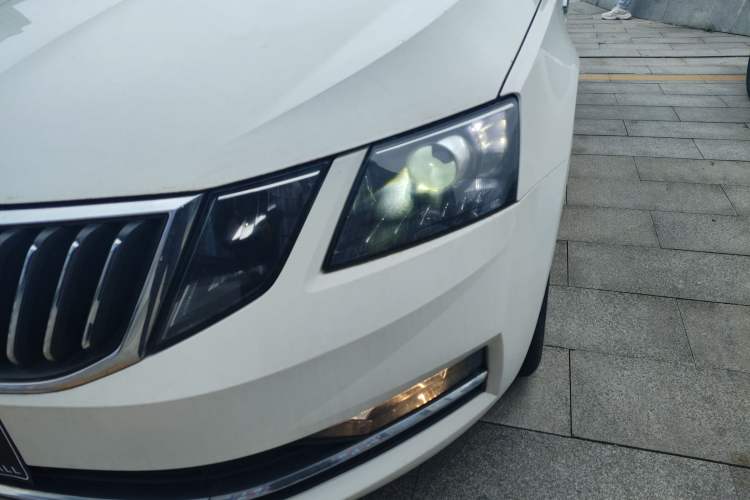 Used Skoda Octavia 2019 TSI230 DSG SmartDrive Luxury Edition China VI