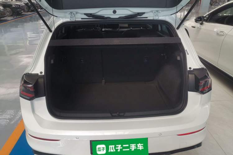 Used Volkswagen Golf 2025 300TSI R-Line