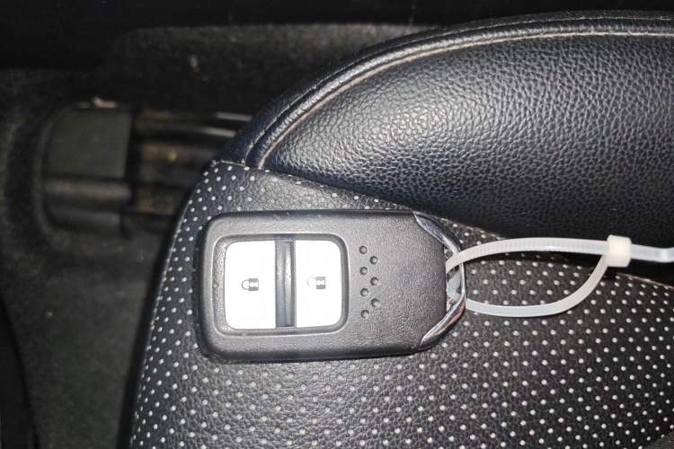 Used Honda XR-V 2017 1.8L EXi CVT Comfort Version
