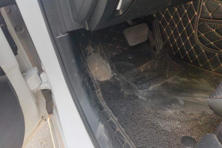 Used Mercedes-Benz C-Class 2015 Revised C 200 L Sport Edition
