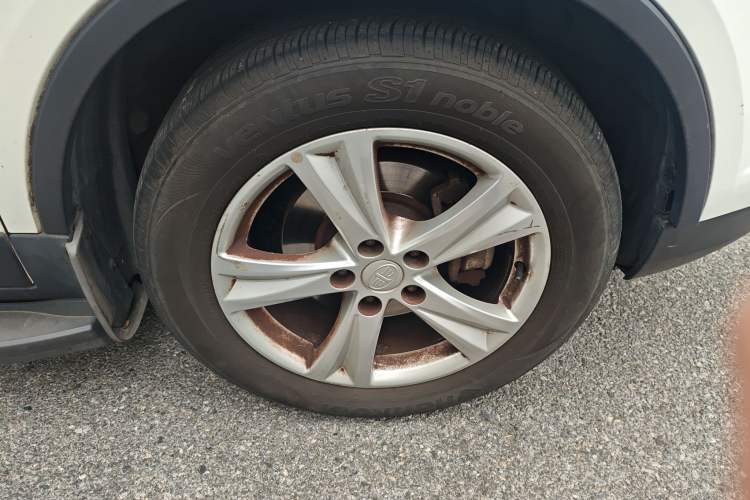 Used Bestune X80 2016 2.0L Manual Luxury Edition
