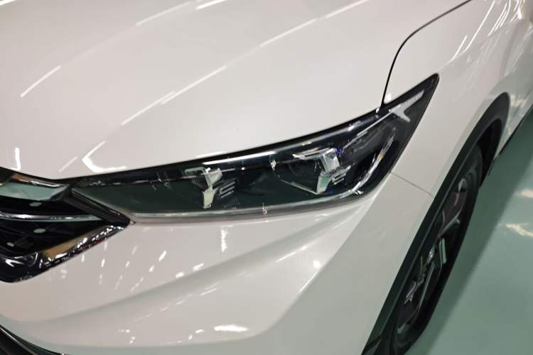 Used Dongfeng Aeolus AX7 2020 1.6T Automatic AI Navigation Model China VI Standard
