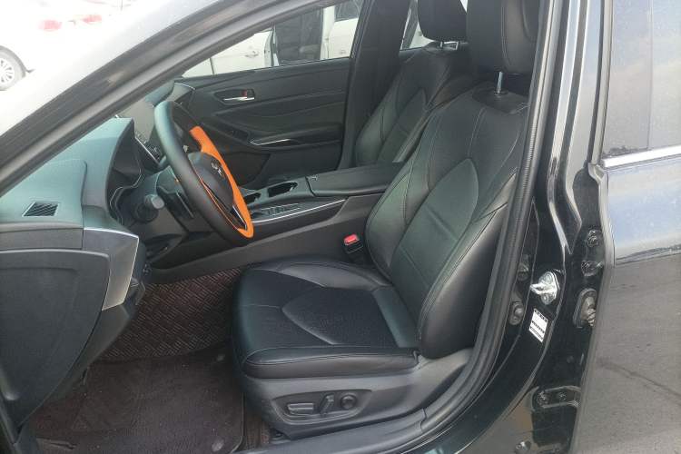 Used Toyota Avalon 2021 2.5L Luxury Edition
