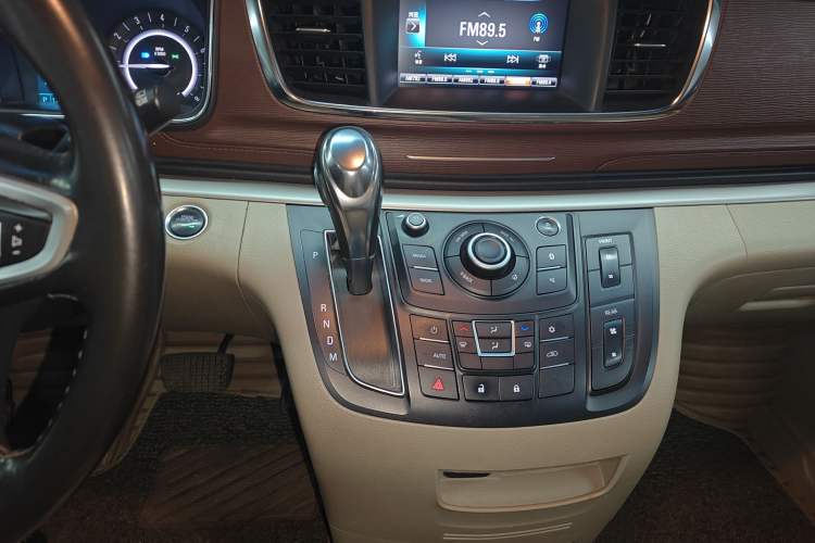 Used Buick GL8 2017 25S Luxury Version China V Standard
