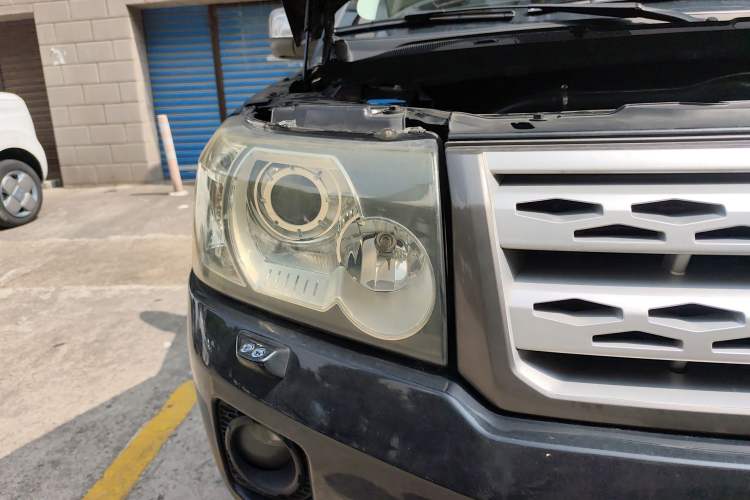 Used Land Rover Freelander 2 2011 2.2T SD4 SE Diesel Edition Right Front Headlight