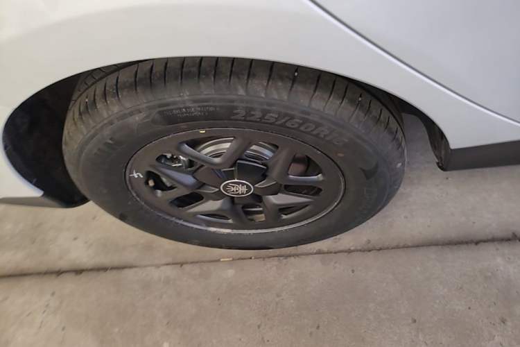 Used BYD Qin PLUS 2025 DM-i Smart Drive 55KM Leading Model
