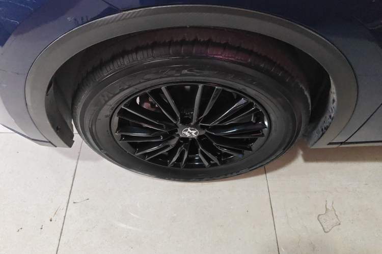 Used Venucia V 2021 260T Idol Edition