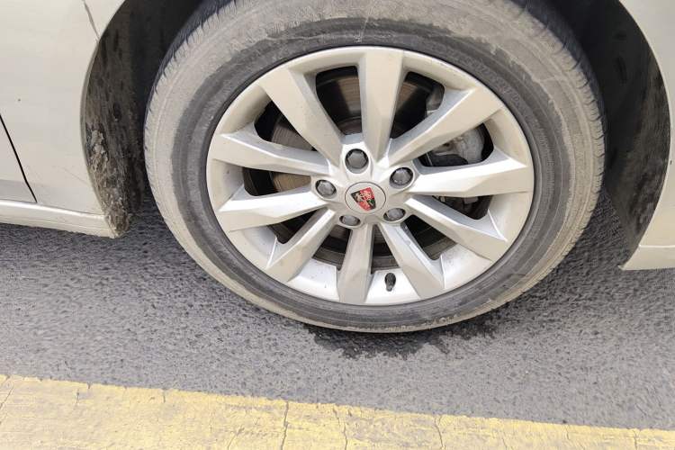 Used Roewe i6 New Energy 2017 45T Hybrid Connect & Smart Enjoyment Edition