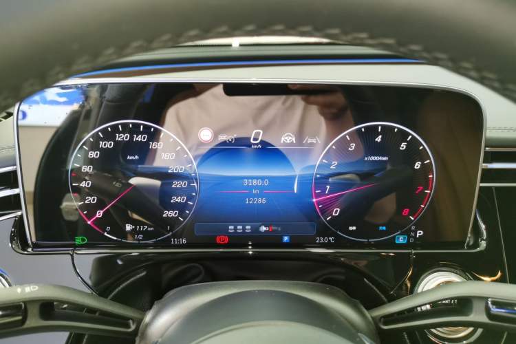 Used Mercedes-Benz E-Class 2024 Facelift E 300 L Luxury Edition