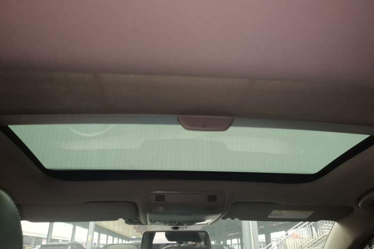 Used Volkswagen Golf 2014 1.4TSI Automatic Comfort Model Headliner