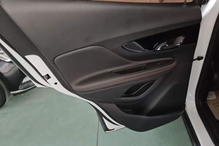 Used Buick Encore 2017 18T Automatic All-Wheel-Drive Flagship Model