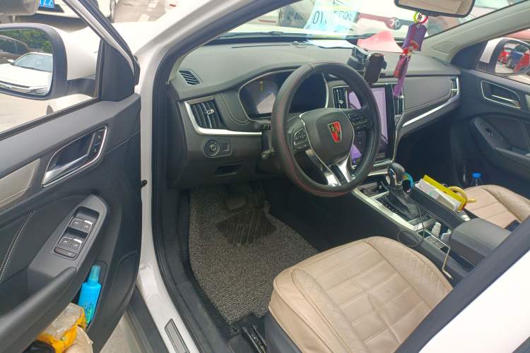 Used Roewe RX5 New Energy 2017 eRX5 50T Hybrid Connected Prestige Flagship Edition Driver Seat