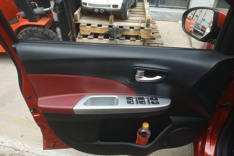 Used CHANGAN Benni 2015 1.4L IMT Luxury Model China IV