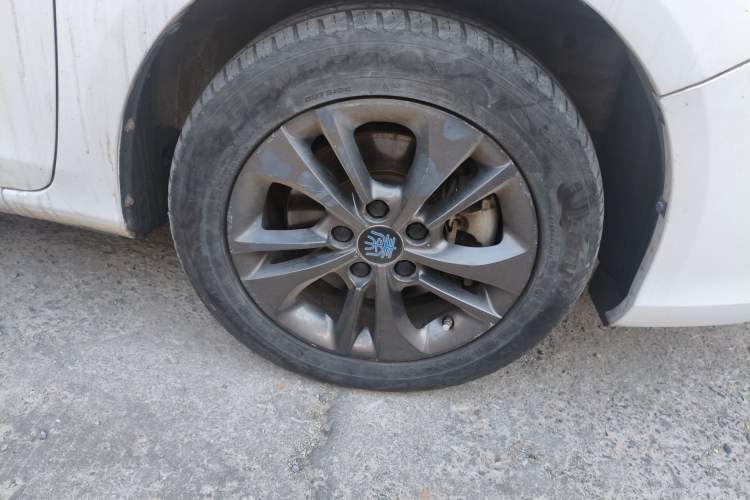 Used BYD Qin New Energy 2017 1.5T Luxury Model