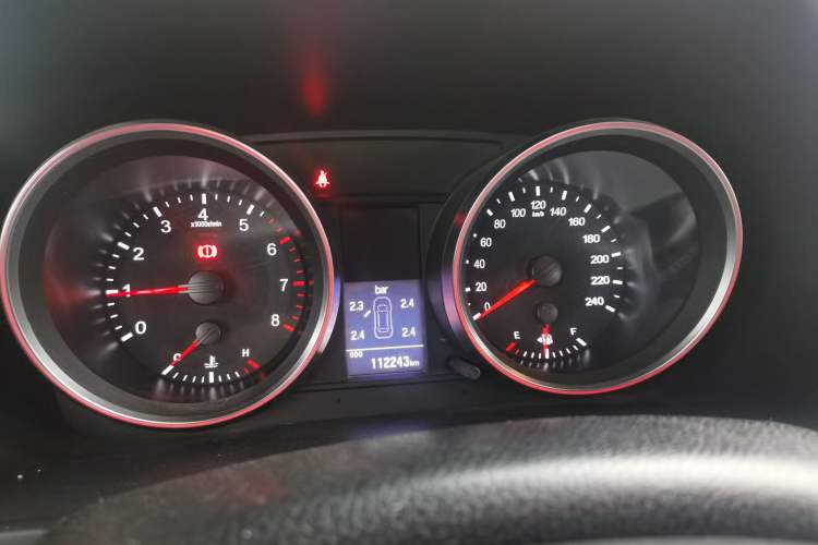 Used Haval H6 2015 Revised Version Sport Edition 1.5T Manual Transmission Two-Wheel Drive Elite Grade
