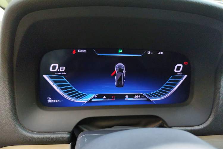 Used BYD Tang 2018 2.0T Automatic SmartConnect Prestige 7-Seater China V Standard