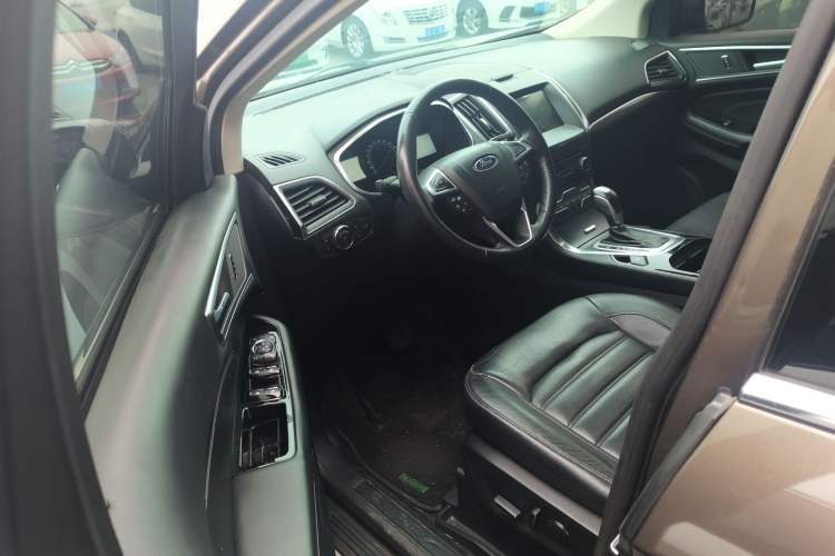 Used Ford Edge 2018 EcoBoost 245 Two-Wheel-Drive Titanium 7-Seater China V Standard