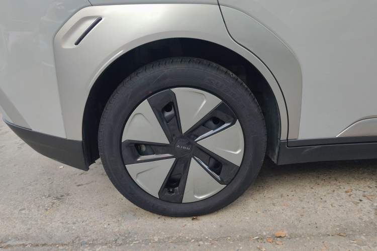 Used AION Y 2023 Plus 510 Enjoy Edition
