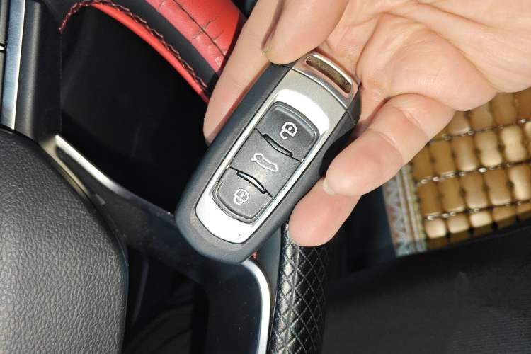 Used Geely Auto Vision X3 2021 PRO 1.5L CVT Deluxe Model