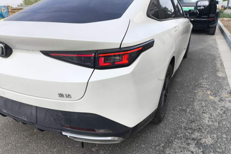 Used CHANGAN Eado DD 2023 Blue Whale NE 1.5T GDI DCT Luxury Edition Exterior 3