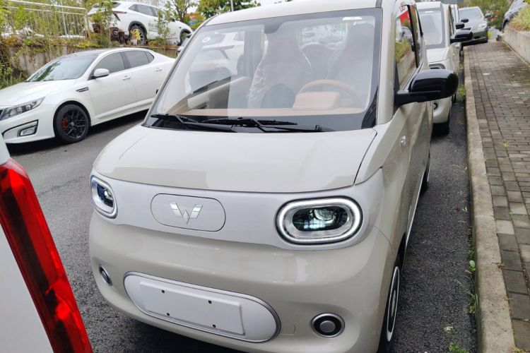 Used Wuling Hongguang MINIEV 2024 3rd Generation 215km Youth Edition
