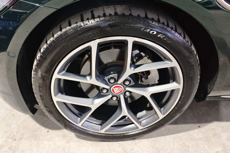 Used Jaguar XFL 2023 XFL 2.0T P250 Two-Wheel-Drive Luxury Deluxe Edition