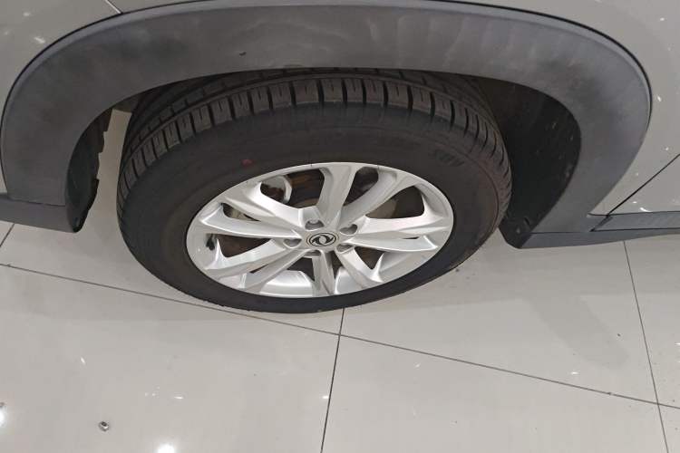Used Dongfeng Fengon S560 2019 1.8L Manual Urban Model