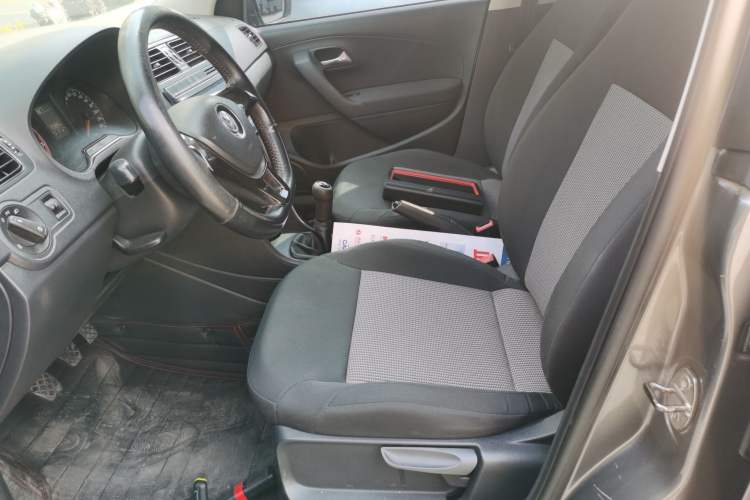 Used Volkswagen Polo 2014 1.4L Manual Fashion Edition Left Front Seat