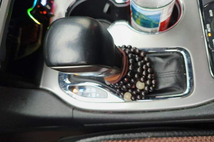 Used Jeep Grand Cherokee 2020 3.0L Elite Navigation Edition Gear Lever