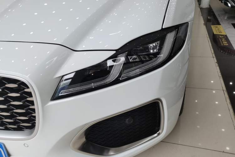 Used Jaguar XFL 2023 XFL 2.0T P250 Two-Wheel-Drive Luxury Deluxe Edition
