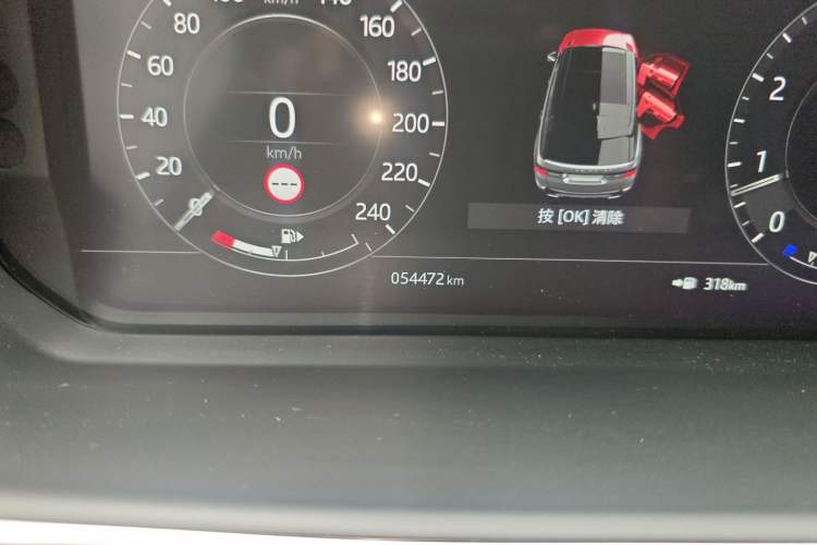 Used Land Rover Range Sport 2022 3.0 L6 YAO Black Edition Odometer Close Up