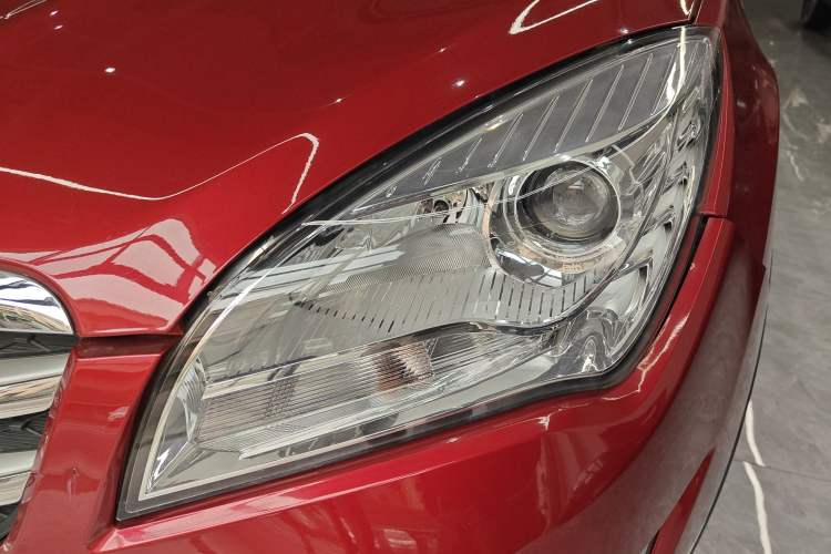 Used CHANGAN CS35 2016 1.6L Manual Luxury Model China V Standard
