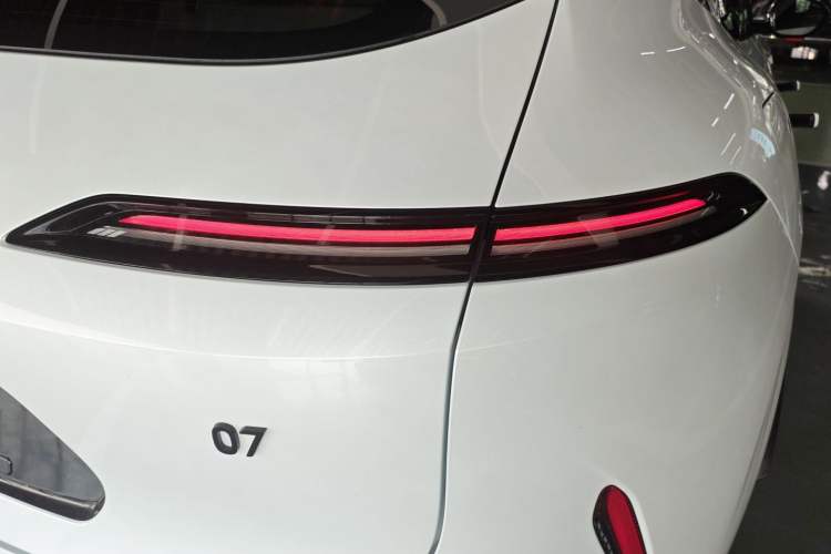 Used Avatr 07 2024 Max Extended-Range Edition Right Rear Taillight