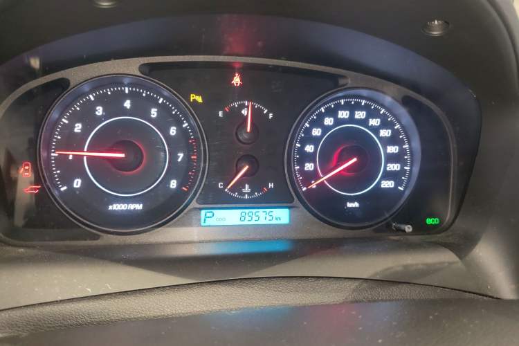 Used Chevrolet Captiva 2014 2.4L Two-Wheel Drive Urban Version 7 Seats