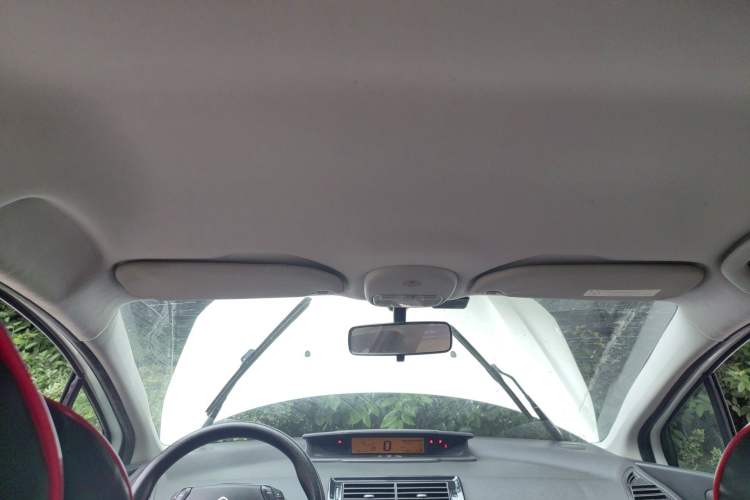 Used Citroen C-Quatre 2014 VTS Version 1.6L Manual - Premium Model Headliner