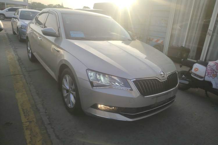 Used Skoda Superb 2018 TSI330 DSG Comfort Edition China V Standard