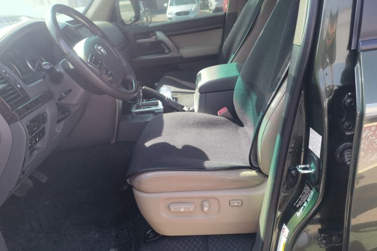 Used Toyota Land Cruiser  Left Front Seat