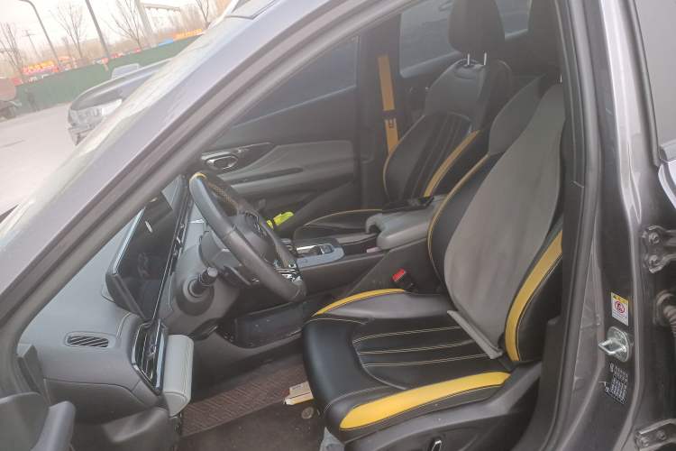 Used GAC Trumpchi EMPOW 2021 270T DCT J15 Version Left Front Seat