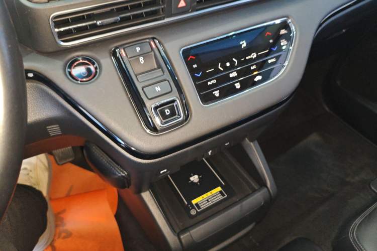 Used Honda Elysion 2022 2.0L eHEV Luxury First Edition