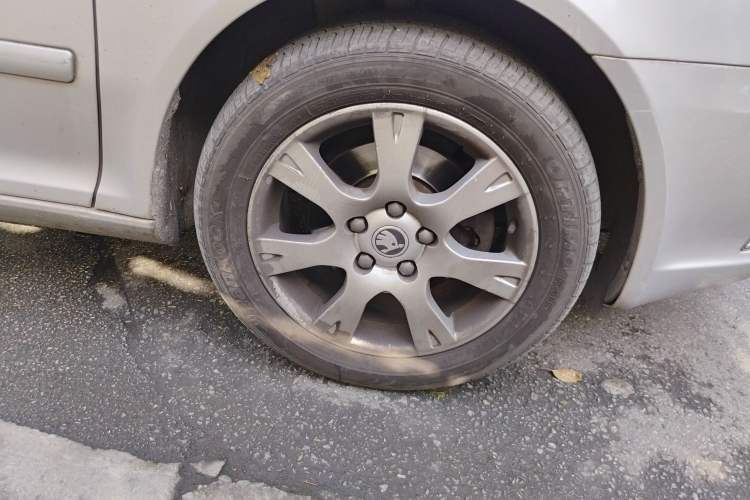 Used Skoda Octavia 2014 1.6L Automatic Yijie Edition
