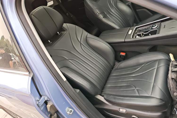 Used Chery Fengyun T9 2024 120 Long-Range Flagship Version 7 Seats Ternary Lithium Right Front Seat