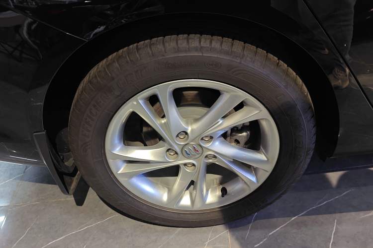 Used Buick Regal 2024 25T Deluxe Edition